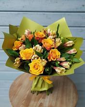 Букет цветов из:  Альстромерии и Розы в Духовницкое