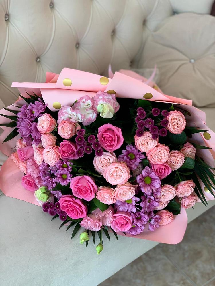 Букет цветов из: Хризантемы, Розы и Лизиантусы в Духовницкое