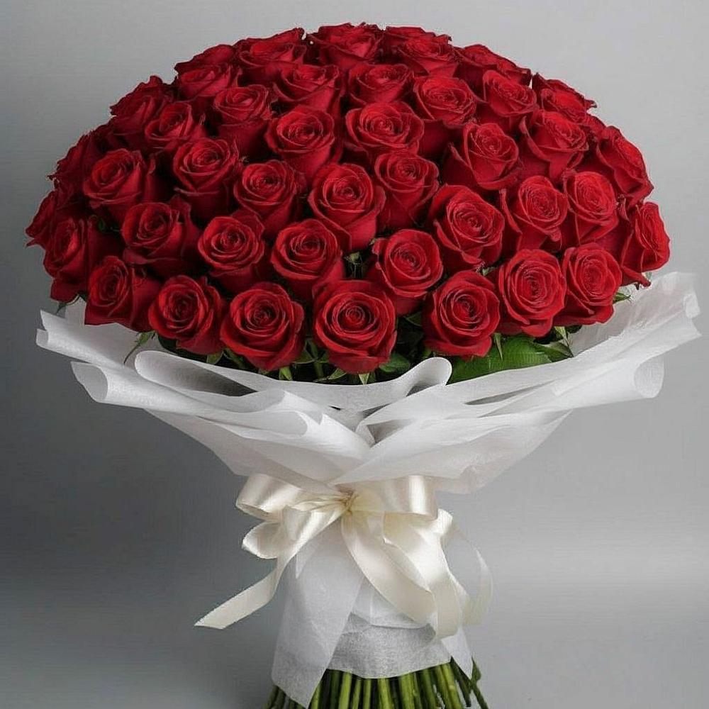 Букет 101 Красная роза Блэк Мэджик в Духовницкое