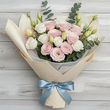 Букет цветов из:  Лизиантусы в Духовницкое