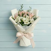 Букет цветов из:  Альстромерии в Духовницкое