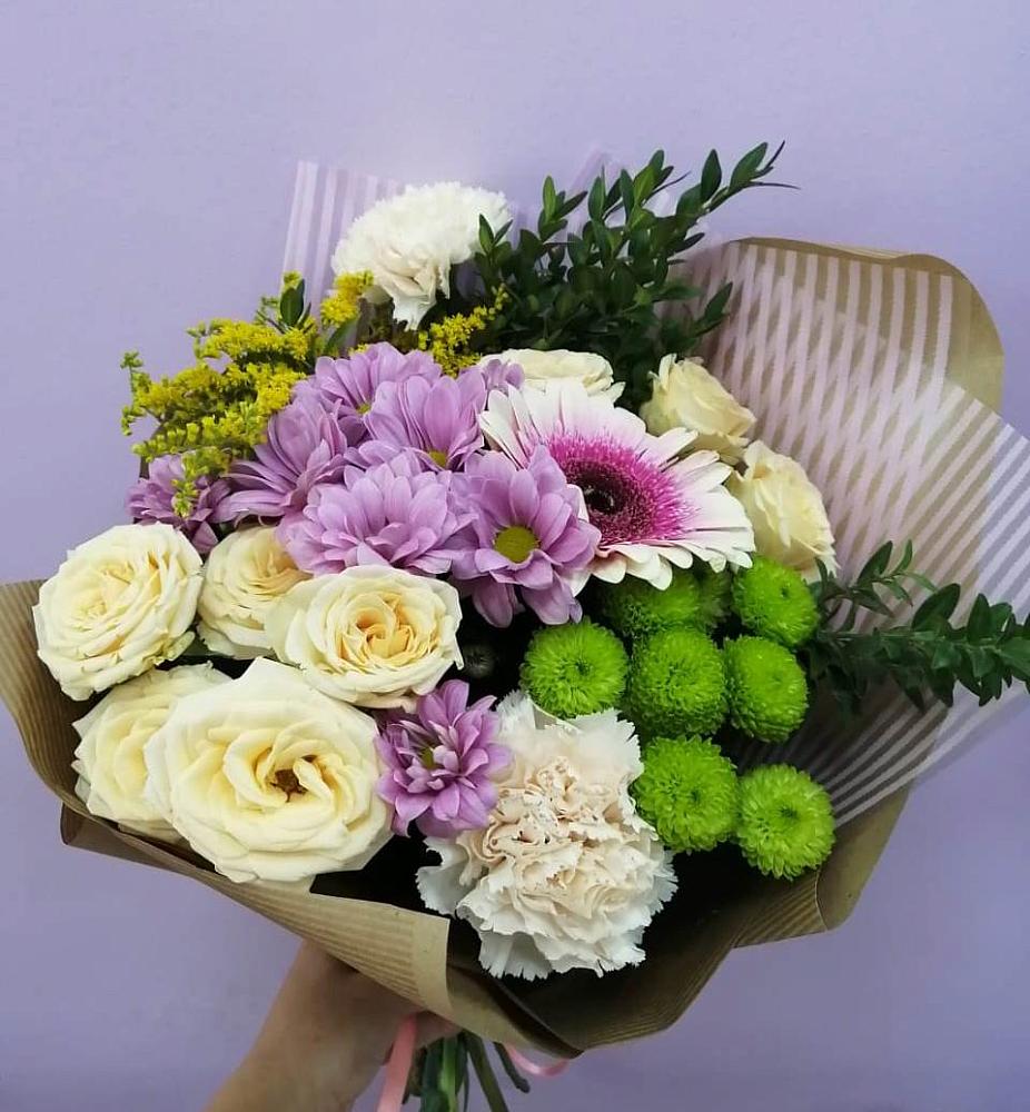 Букет цветов из: Хризантемы, Розы, Гвоздики и Герберы в Духовницкое