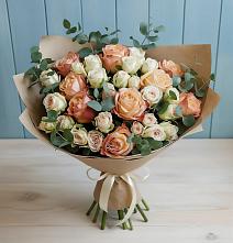 Букет цветов из:  Альстромерии и Розы в Духовницкое