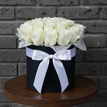 Цветочная композиция из Розы в шляпной коробке #REPLACE_PRED# Духовницкое